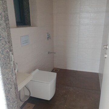 Bathroom in 2 BHK Apartment at Kanakia Silicon Valley, Powai – for Sale