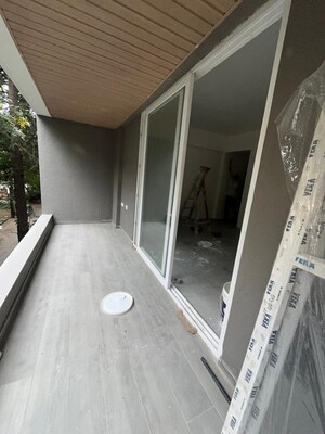 Balcony in 3 BHK Apartment at Vishnu Sadan Kothrud, Kothrud – for Sale