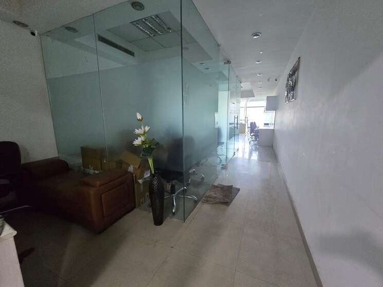 Living Room, spaze-itech-park Commercial Office Space 1000 Sq.Ft. In Sector 49 Gurgaon 9055205