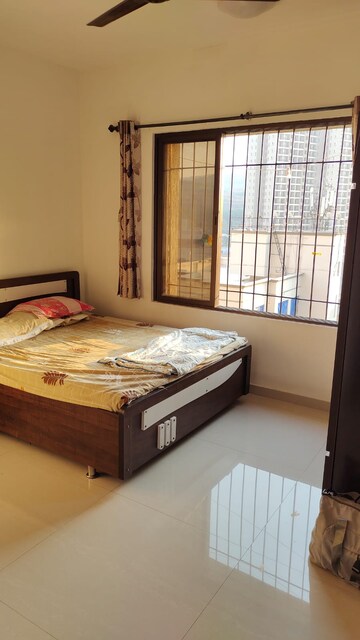 1 BHK Apartment For Rent in Lalani Grandeur, Goregaon East