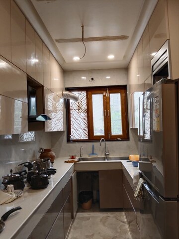 Kitchen in 2 BHK Builder Floor at Sector 108 – for Rent