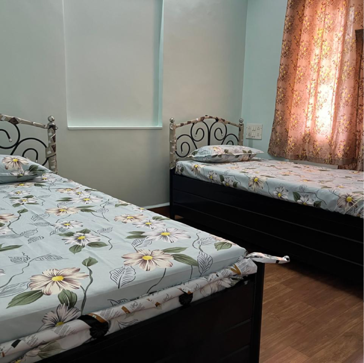 Bedroom, thane west Pg For Boys In Thane West 9055298
