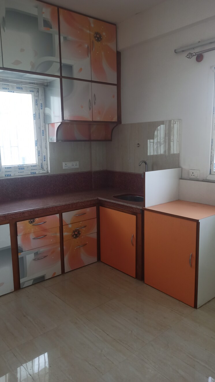 Kitchen, city-centre 3 Bedroom 1250 Sq.Ft. Apartment In Salt Lake City Kolkata 9055300