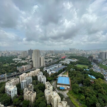 3 BHK Apartment – Exterior View View at Malad East - for Rent