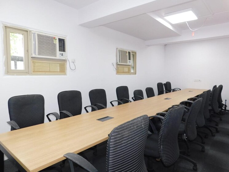 Team Area, borivali west Commercial Office Space 1750 Sq.Ft. In Borivali West Mumbai 9055296
