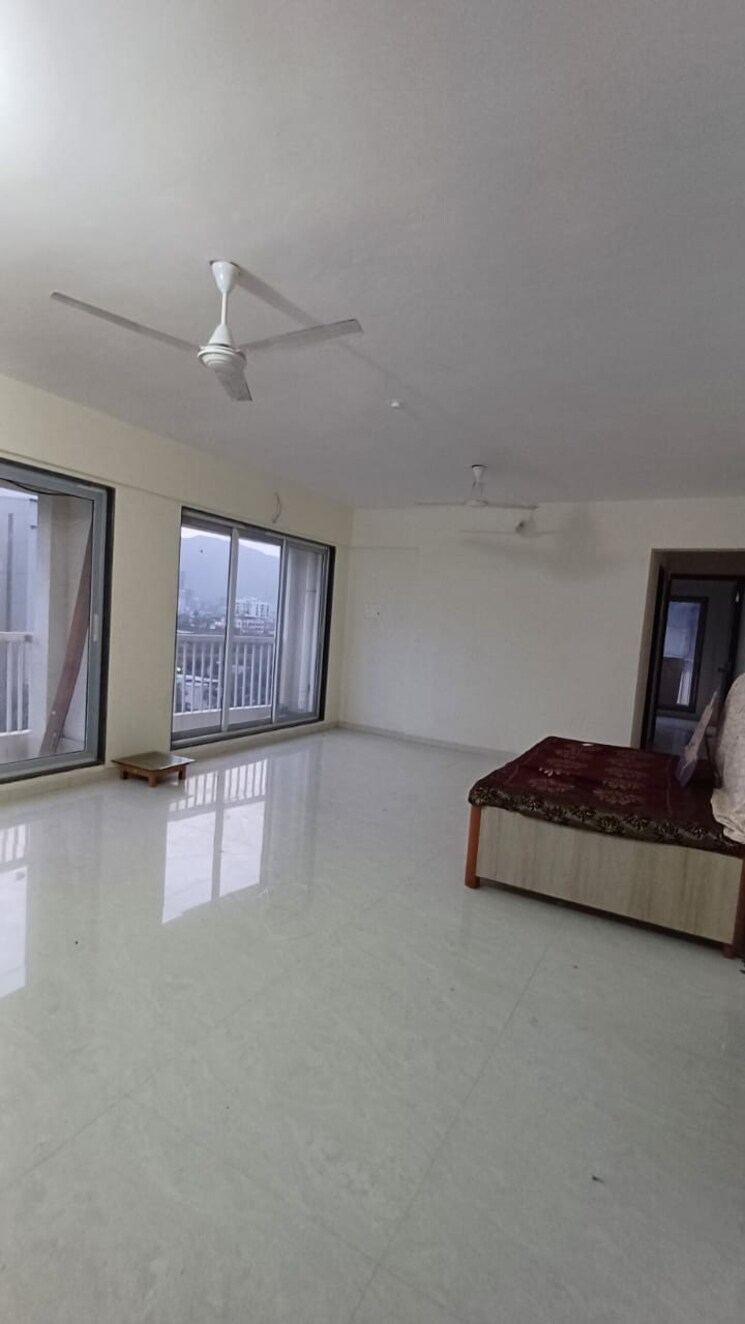 Living Room, larkins-pride-palms 3 Bedroom 950 Sq.Ft. Apartment In Kolshet Road Thane 9055341