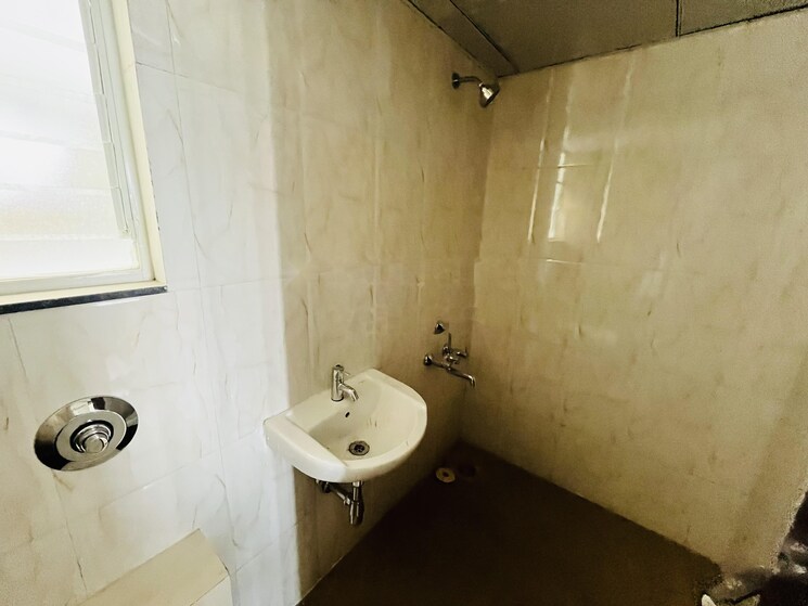 Bathroom, saheel-itrend-waterfront 2 Bedroom 712 Sq.Ft. Apartment In Ravet Pune 9055374