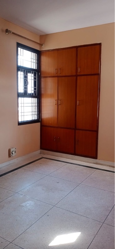 4 BHK 1600 Sq.Ft. Apartment in Vastu Apartments