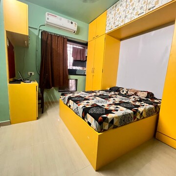 Bedroom in 2 BHK Apartment at Goregaon East – for Rent