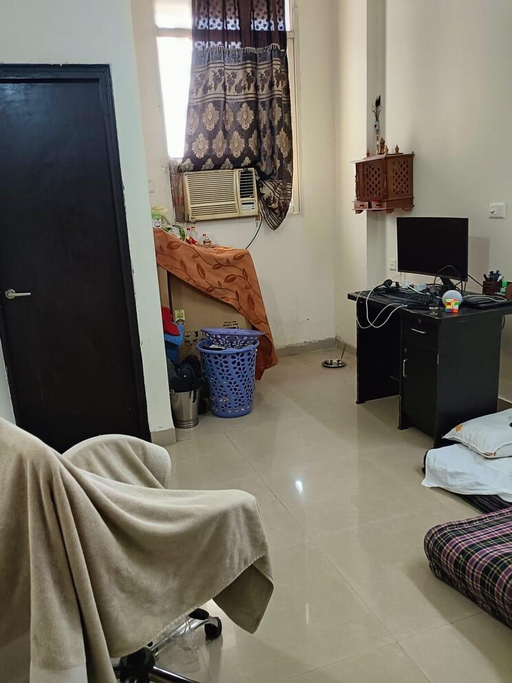 Living Room, assotech-windsor-court 2 Bedroom 990 Sq.Ft. Apartment In Sector 78 Noida 9055431