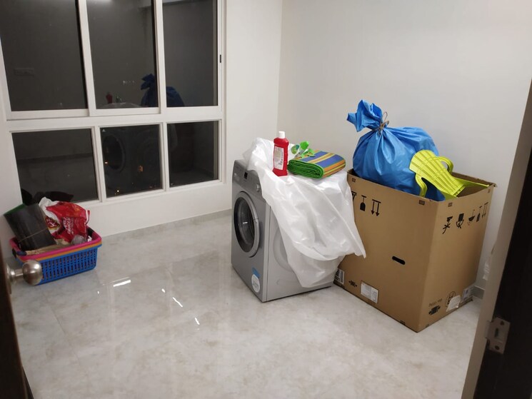 Team Area, lodha-amara 2 Bedroom 800 Sq.Ft. Apartment In Kolshet Road Thane 9055441