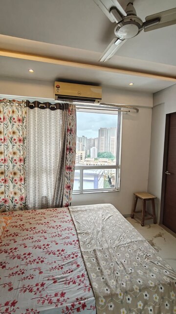Bedroom in  Pg at Malad West – for Rent