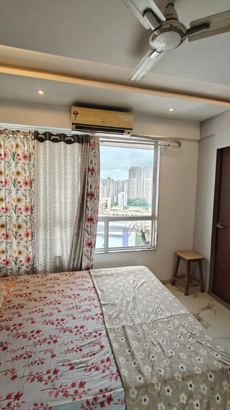 Bedroom, malad west Pg For Boys In Malad West 9055447