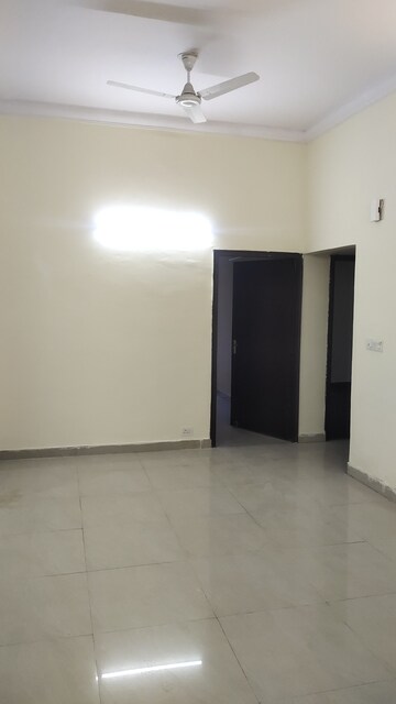 Furnished Amenities in 3.5 BHK Apartment at Assotech Windsor Court, Sector 78 – for Sale
