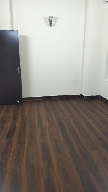 Furnished Amenities in 3.5 BHK Apartment at Assotech Windsor Court, Sector 78 – for Sale