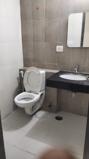 Bathroom in 3.5 BHK Apartment at Assotech Windsor Court, Sector 78 – for Sale