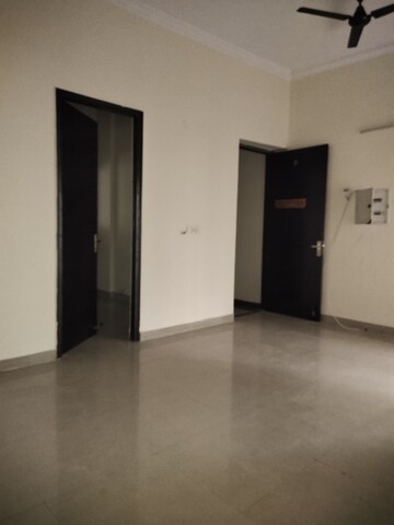 Furnished Amenities in 3 BHK Apartment at Assotech Windsor Court, Sector 78 – for Sale