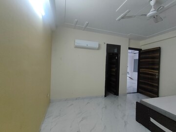 Building Lobby in 2 BHK Builder Floor at Sector 31 – for Rent