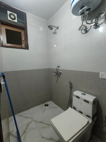 Bathroom in 2 BHK Builder Floor at Sector 31 – for Rent