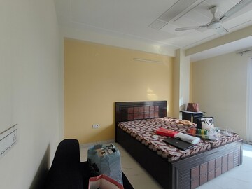 Bedroom in 2 BHK Builder Floor at Sector 31 – for Rent