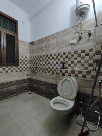 Bathroom in 3 BHK Independent House at South City 1 – for Rent
