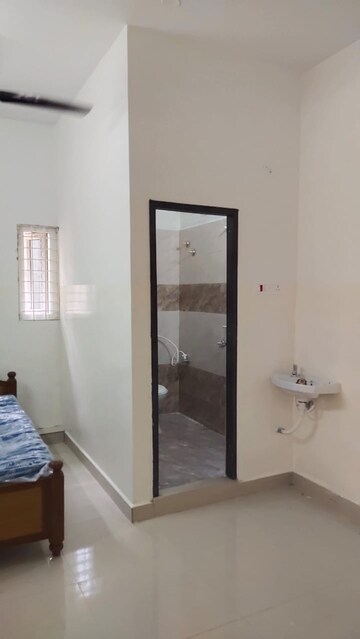 Room in 1 RK Builder Floor at Begumpet – for Rent