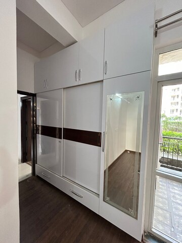 Room in 3 BHK Independent House at BPTP Parkland, Sector 75 – for Sale