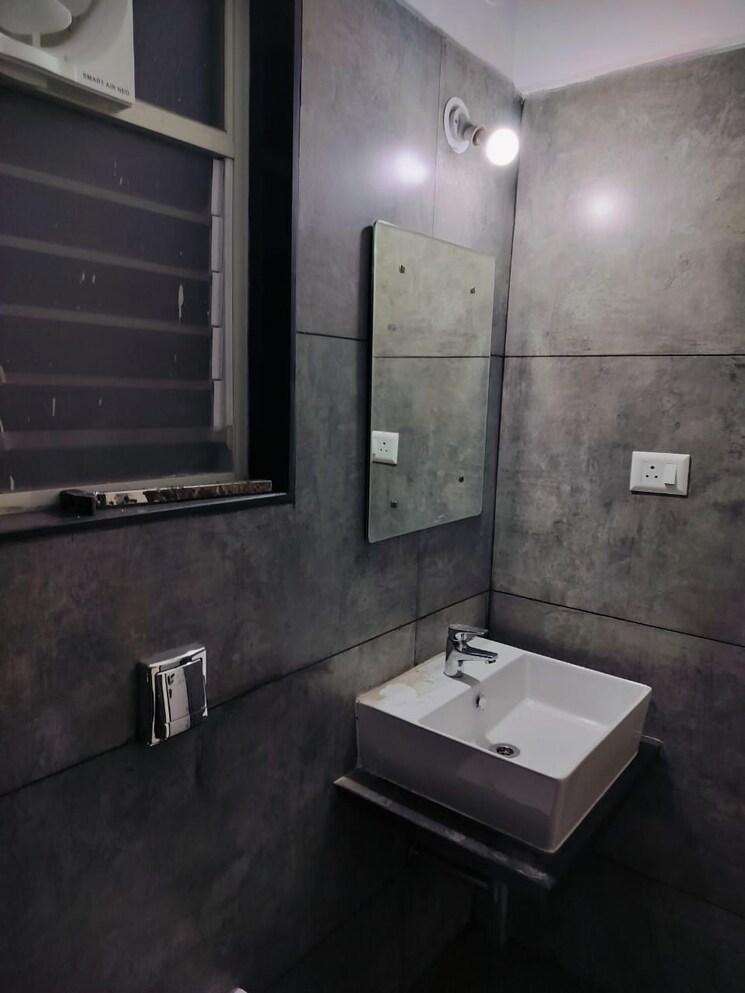 Bathroom, mohan nagar 3 Bedroom 1263 Sq.Ft. Apartment In Mohan Nagar Pune 9055646