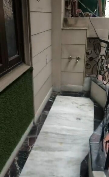Balcony in 3 BHK Builder Floor at Old Rajinder Nagar – for Rent