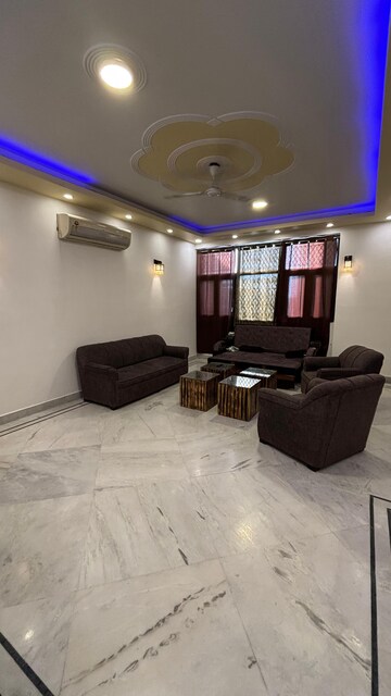 Living Room in 3 BHK Apartment at Sector 11 Dwarka – for Rent