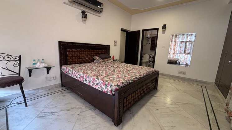 Bedroom, sector 11 dwarka 3 Bedroom 1400 Sq.Ft. Apartment In Sector 11 Dwarka Delhi 9055759