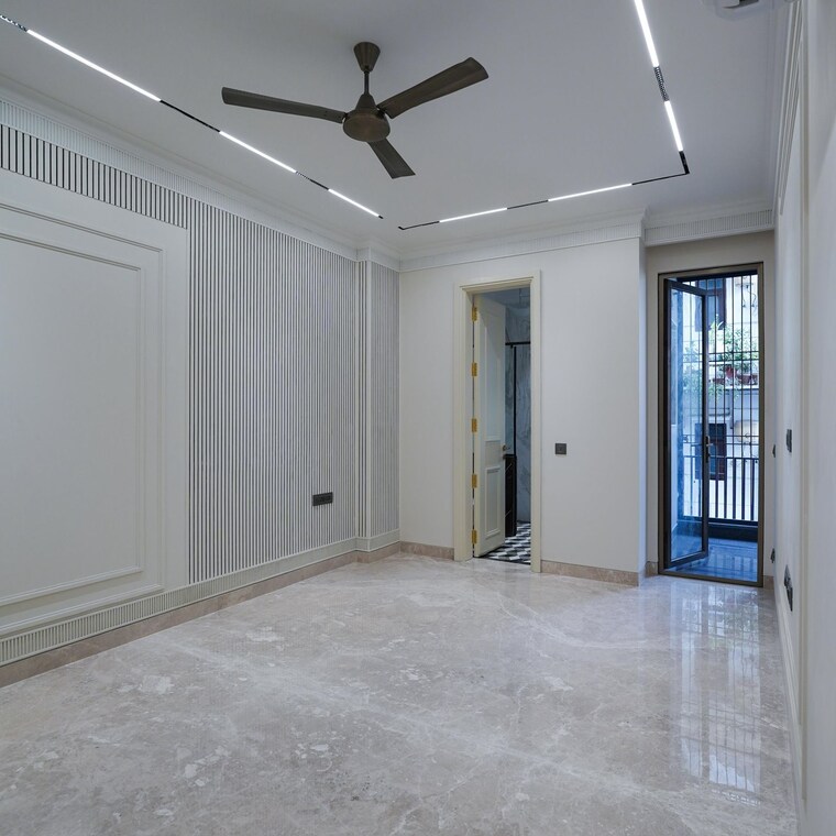 Room, defence colony 3 Bedroom 217 Sq.Yd. Builder Floor In Defence Colony Delhi 9055761