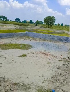 Plot For Sale in Bamnikhera
