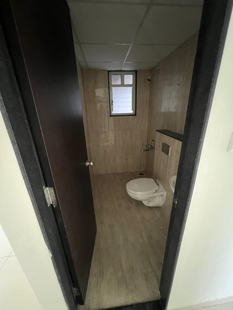 Attached Bathroom, kolte-patil-life-republic-r-10 2 Bedroom 650 Sq.Ft. Apartment In Hinjewadi Pune 9055787