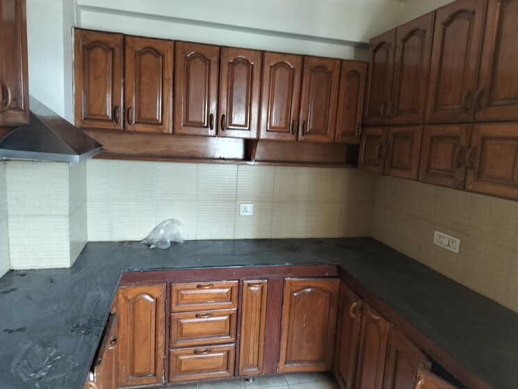 Kitchen, bptp-park-grandeura 2 Bedroom 1350 Sq.Ft. Apartment In Sector 82 Faridabad 9055805