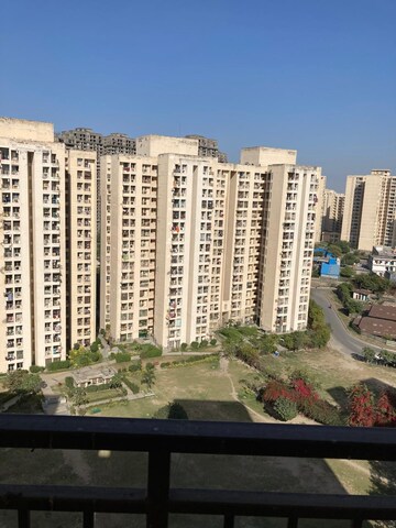 2 BHK Apartment For Rent in Jaypee Greens Kosmos, Sector 134