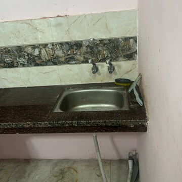 Kitchen in 1 BHK Independent House at Sector 9 – for Rent