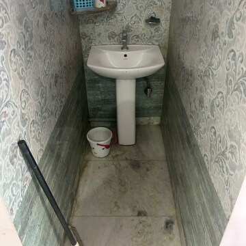 Bathroom in 1 BHK Independent House at Sector 9 – for Rent