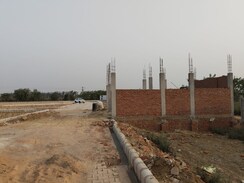 Plot For Sale in Tilapta