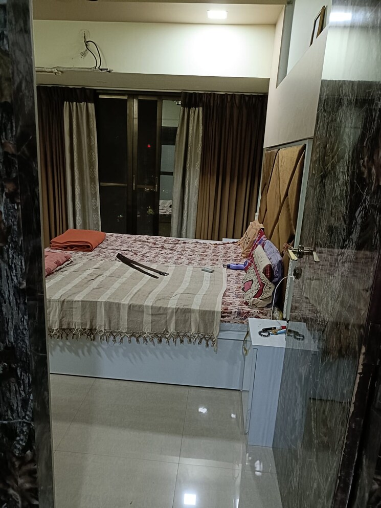 Room, parshwa-girnar-tirth 3 Bedroom 997 Sq.Ft. Apartment In Kalyan West Thane 9055912