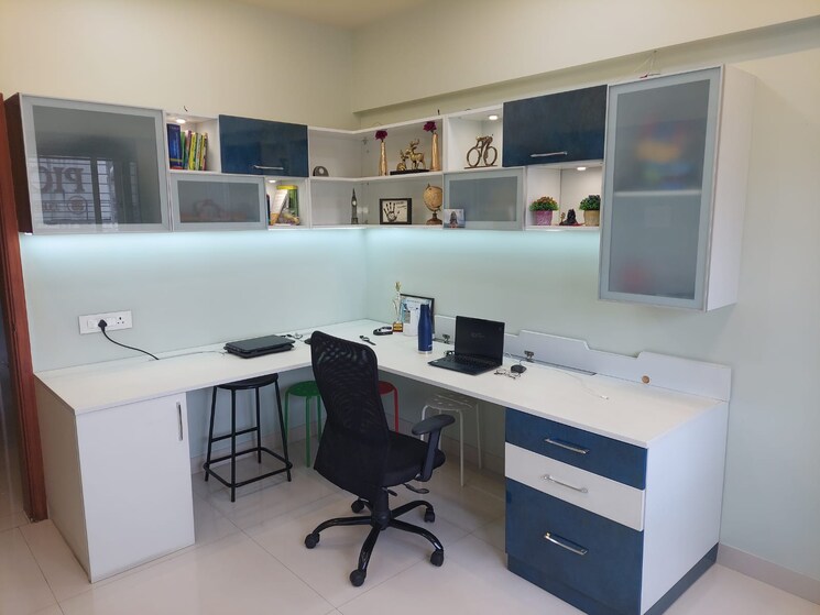 Team Area, kumar-picasso 3 Bedroom 902 Sq.Ft. Apartment In Hadapsar Pune 9055940