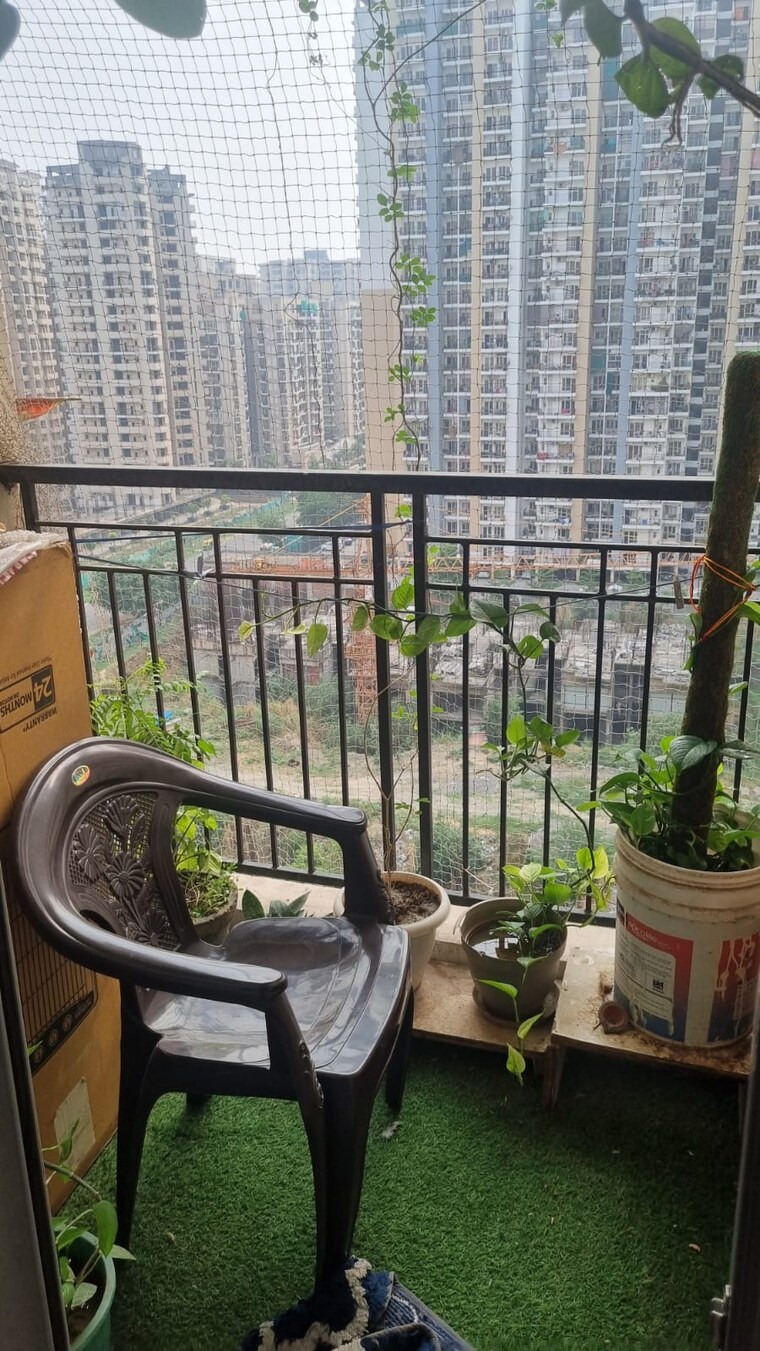 Balcony, gulshan-bellina 2 Bedroom 1020 Sq.Ft. Apartment In Sector 16 Greater Noida Greater Noida 9055995
