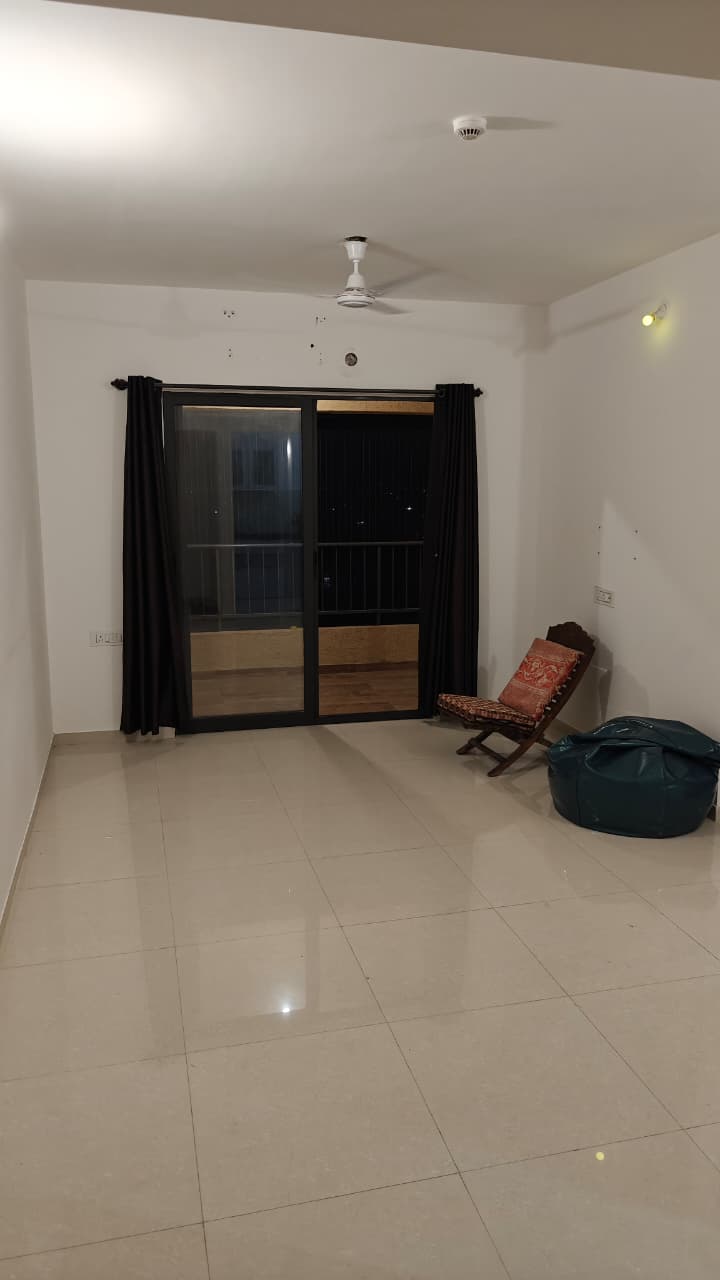 2 BHK + Study Room Apartment For Rent in Shapoorji Pallonji Joyville Celestia