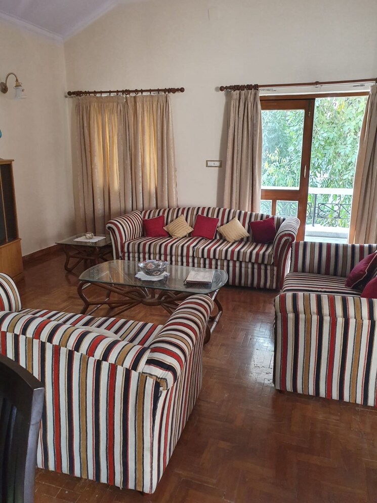 Living Room, ansal-sushant-apartments 3 Bedroom 1545 Sq.Ft. Apartment In Sushant Lok I Gurgaon 9056015