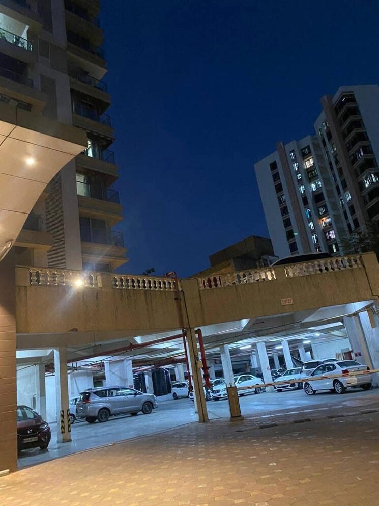  Parking, greeshma-residency-ii 4 Bedroom 1890 Sq.Ft. Apartment In Eastern Express Highway Thane 9056055