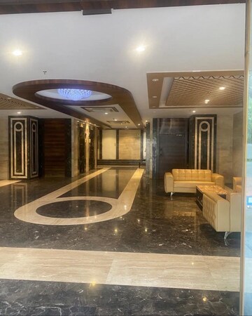 Lobby in 4 BHK Apartment at Greeshma Residency II, Eastern Express Highway – for Rent