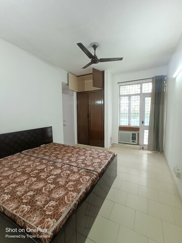 Bedroom in 2 BHK Apartment at Maple Heights, Sector 43 – for Rent