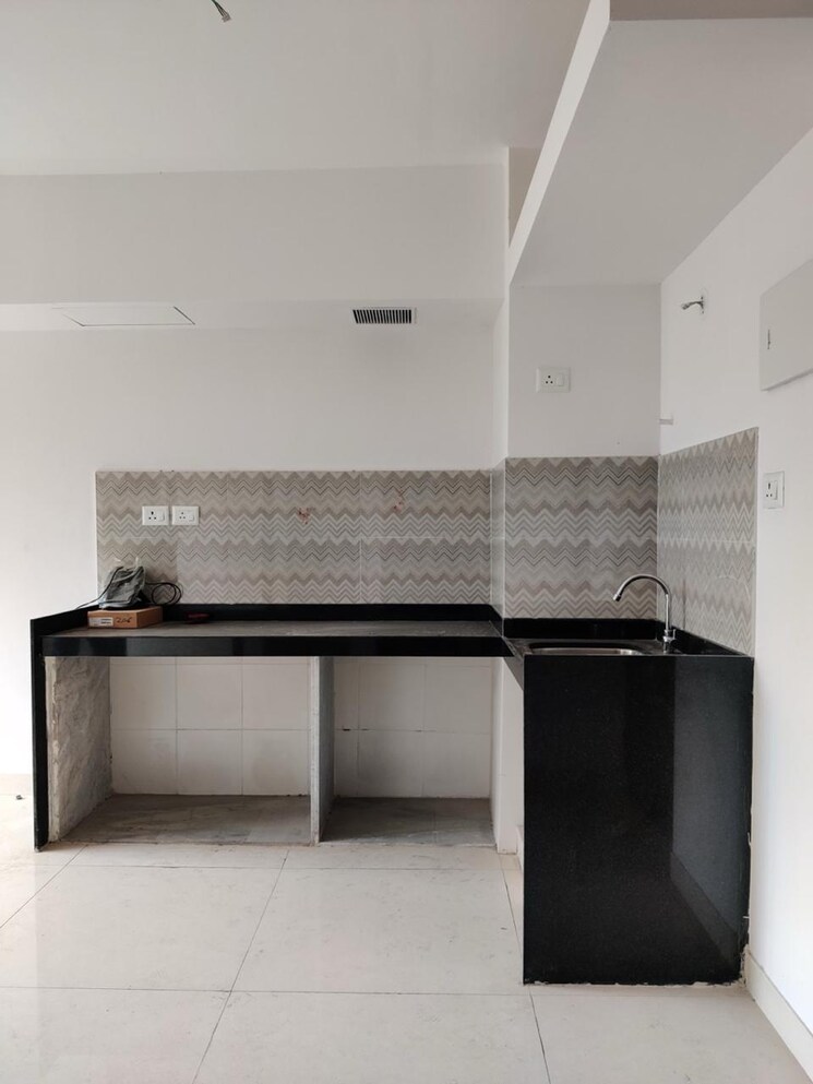 Kitchen, lodha-crown-quality-homes 1 Bedroom 354 Sq.Ft. Apartment In Saket Complex Thane 9056073