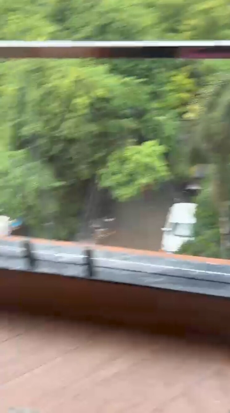 Balcony, panchsheel-greens-luxury-apartments 3 Bedroom 140 Sq.Yd. Apartment In L Zone Delhi 9056137