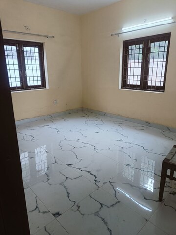 Room in 3 BHK Independent House at RWA Apartments Sector 108, Sector 108 – for Rent